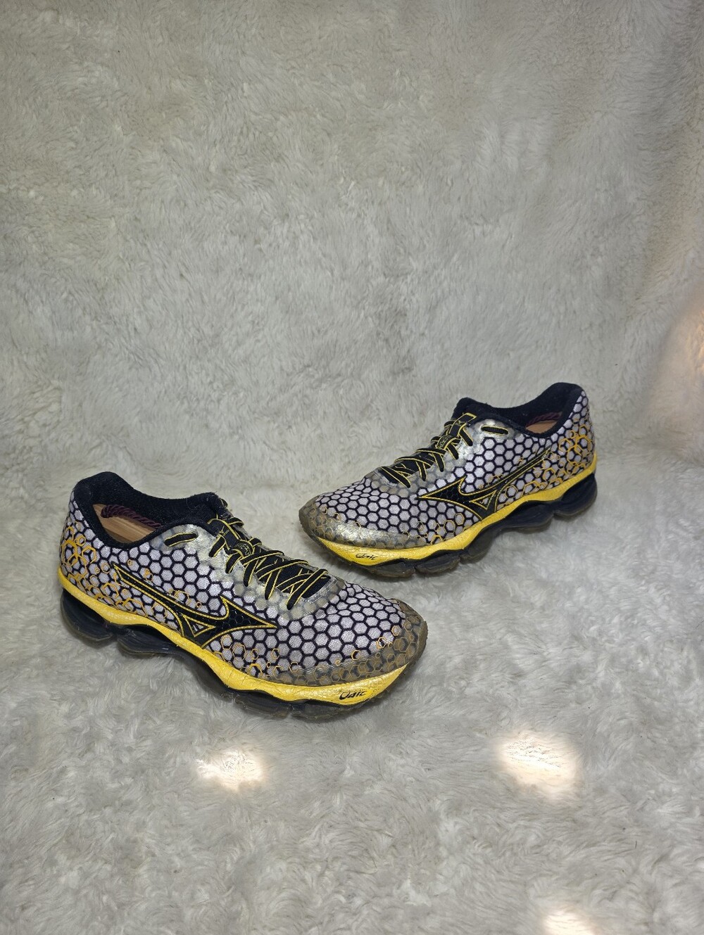 Mizuno Wave Prophecy 3 Honeycomb Running Shoes Yellow Black US Men's Size 8 Rare